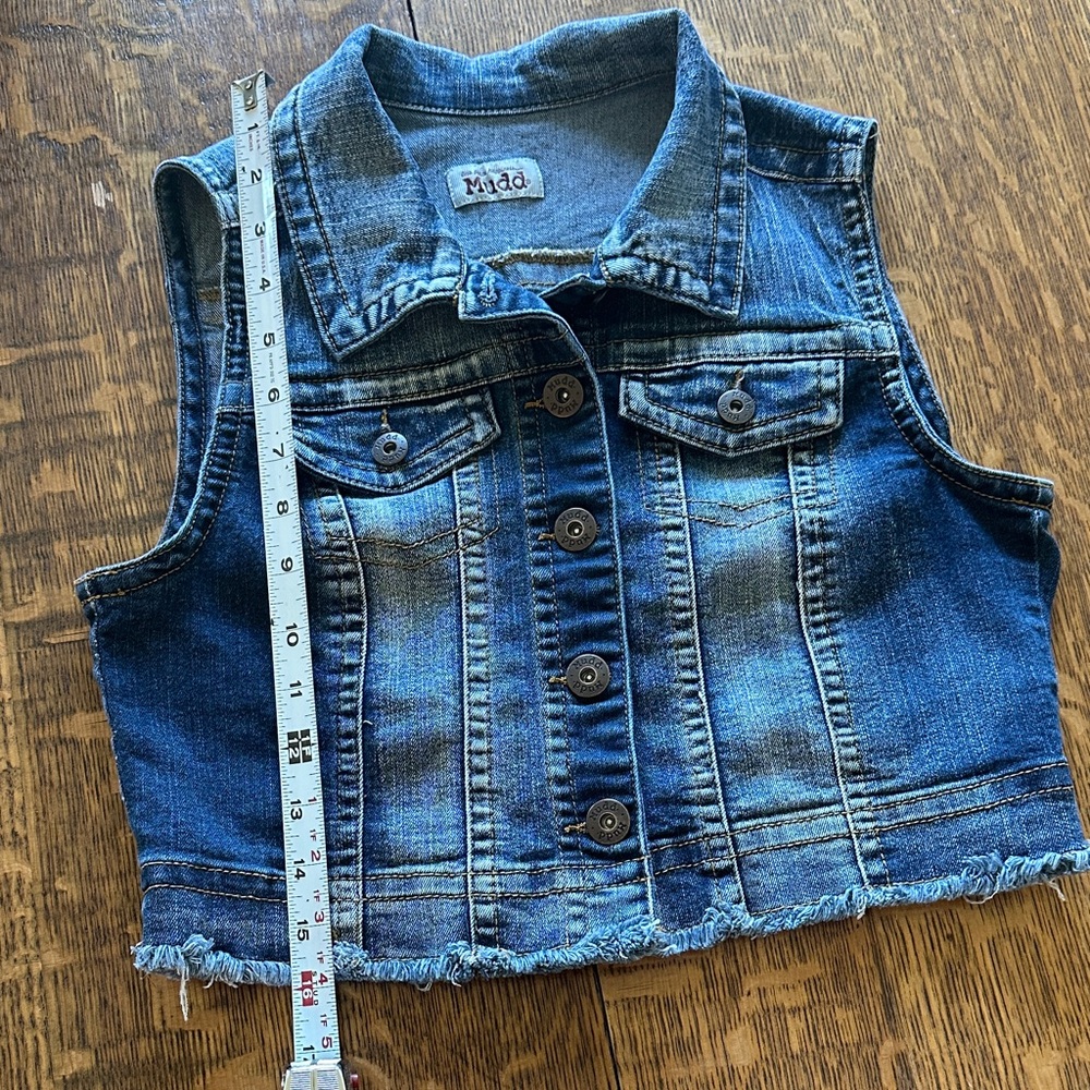 2/$20 Denim MUDD VEST Sleeveless DISTRESSED ROUGH EDGED HEM SZ MED - Picture 10 of 10